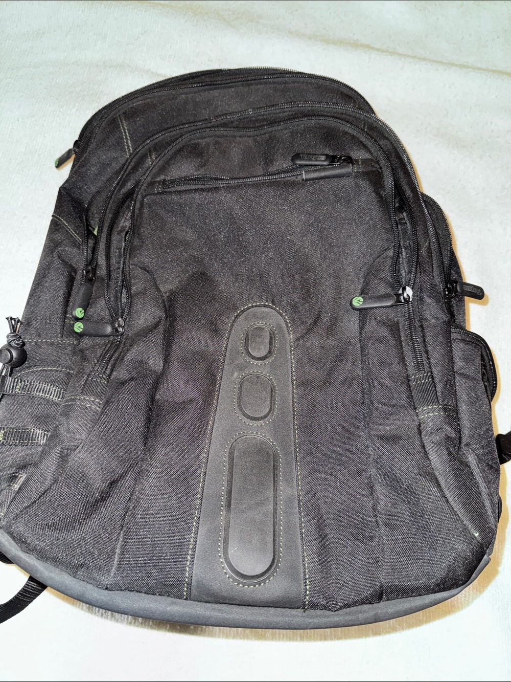 NWOT Targus Black Padded Carry Strap with Embossed Logo